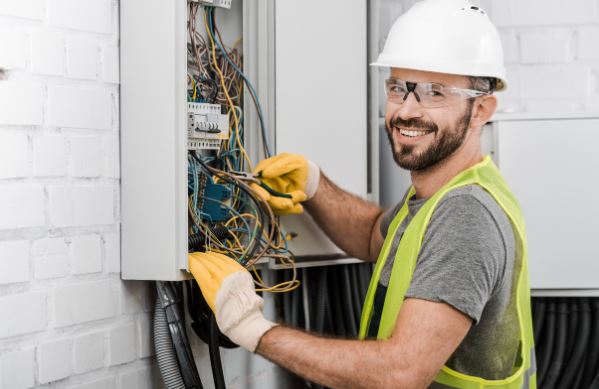 electrical services tech